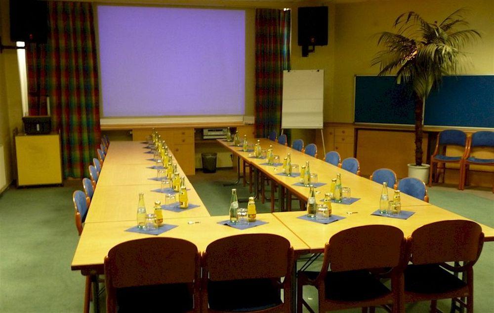Hotel Berliner Baer Business photo