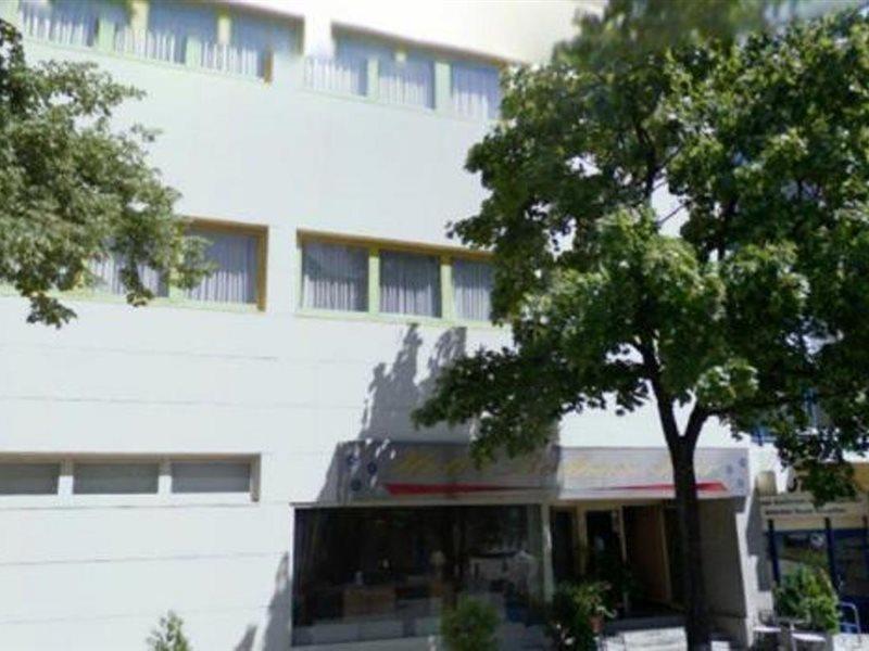 Hotel Berliner Baer Exterior photo